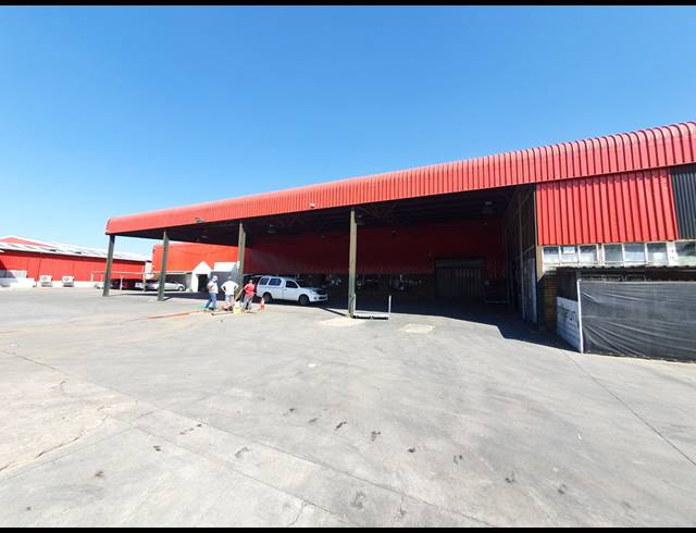 2,100M² WAREHOUSE TO LET IN CITY DEEP